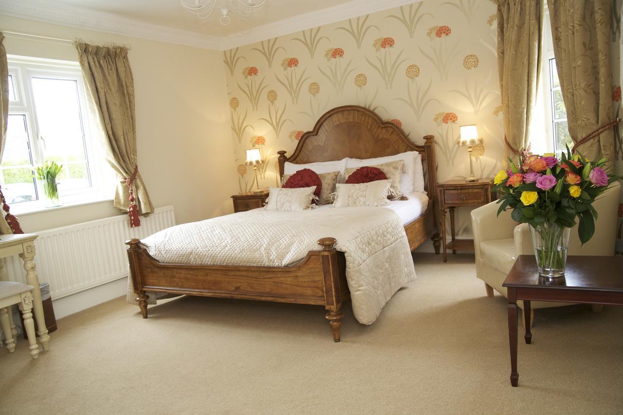 The Pytchley Inn West Haddon Екстер'єр фото